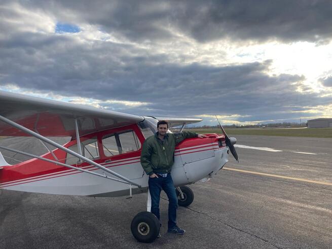 a commercial pilot gets his tailwheel endorsement to fly tail draggers
